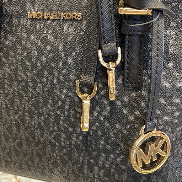 MICHAEL KORS 
Jet Set Travel Extra-Small Logo Top-Zip Tote Bag
Black 
NWT - Picture 9 of 16